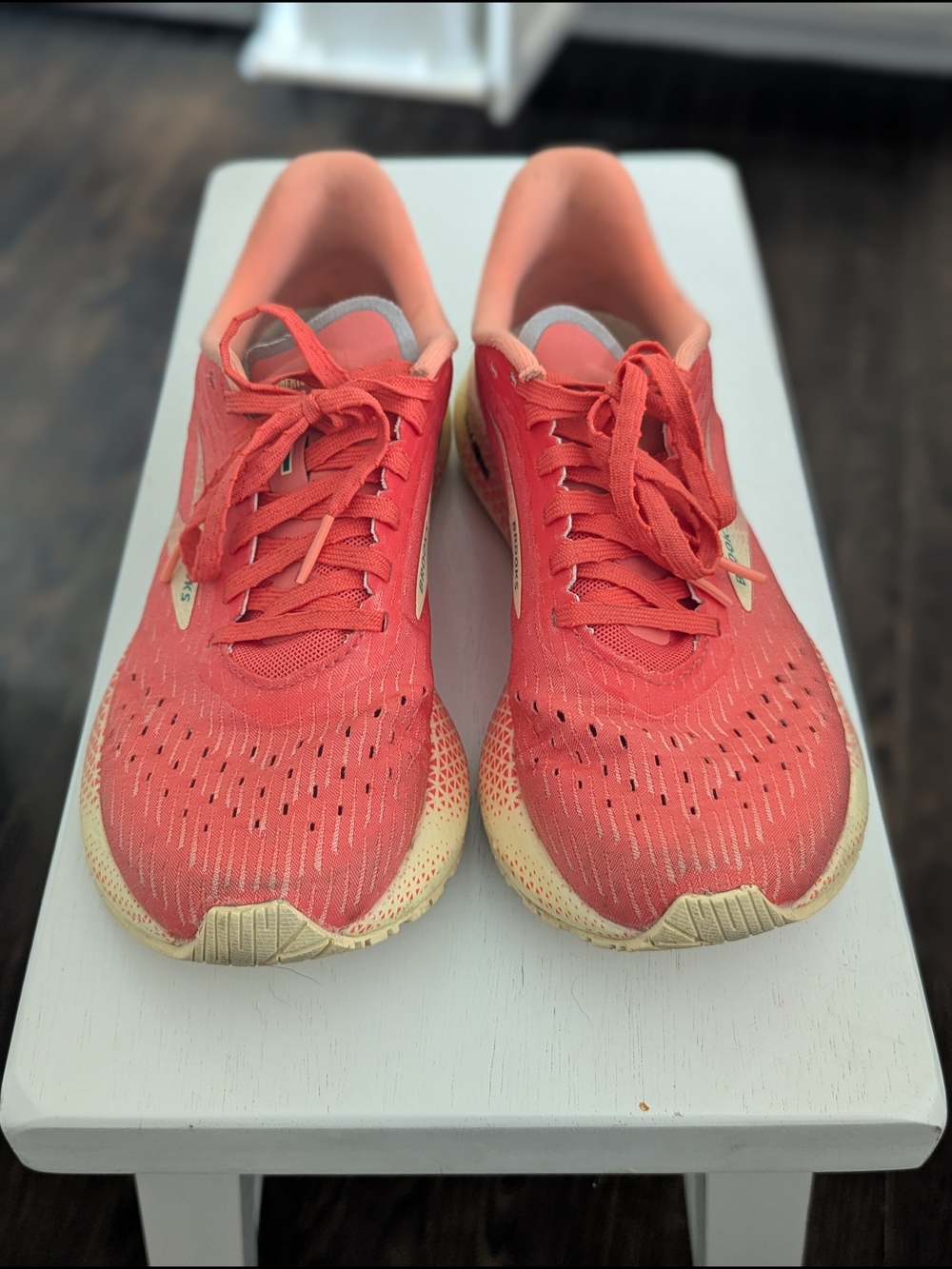 Brooks Hyperion Tempo Running Shoe In Coral